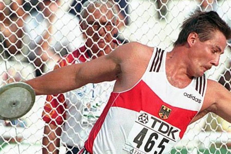 Jurgen Schult (foto archivio World Athletics)