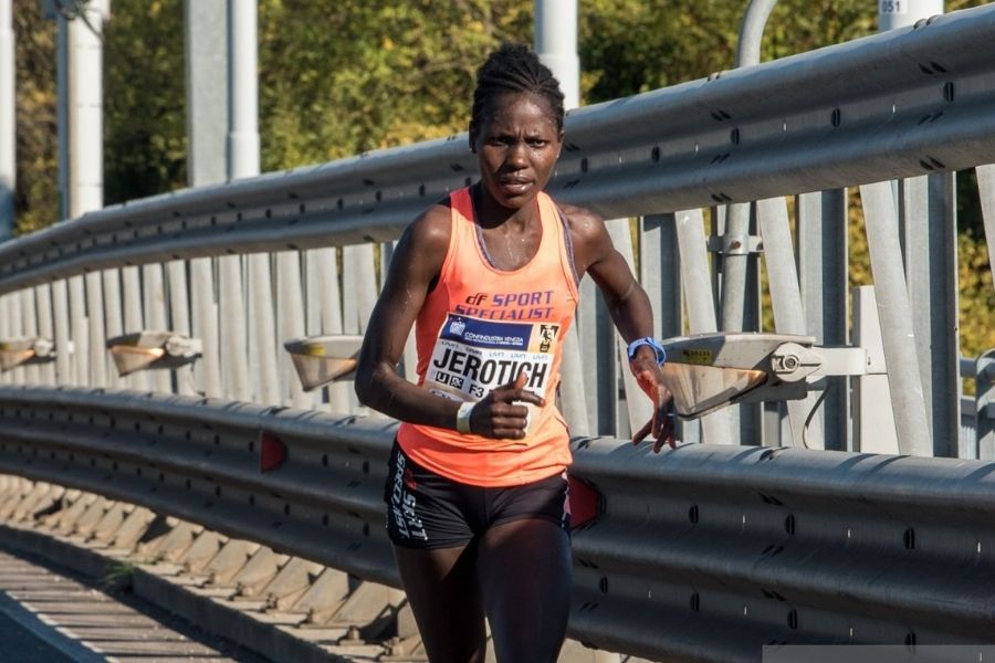 Lenah Jerotich (foto Getty Images sport/Nur Photo)