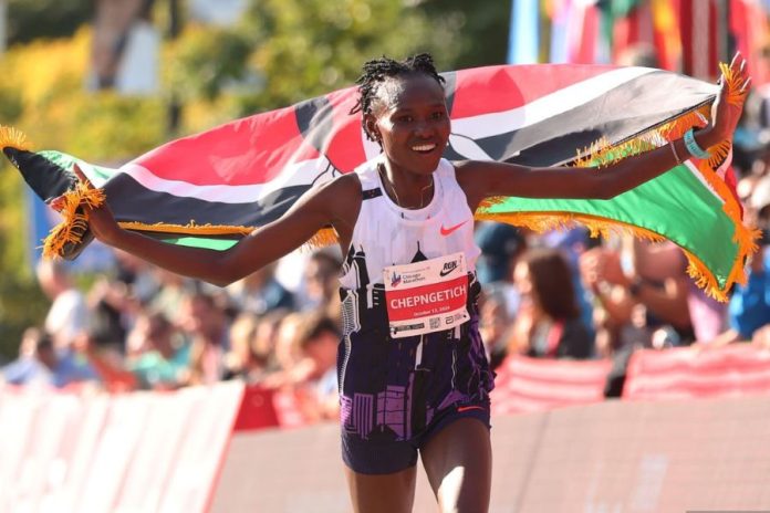 Ruth Chepngetich (foto Getty Images Sport/Michael Reaves)