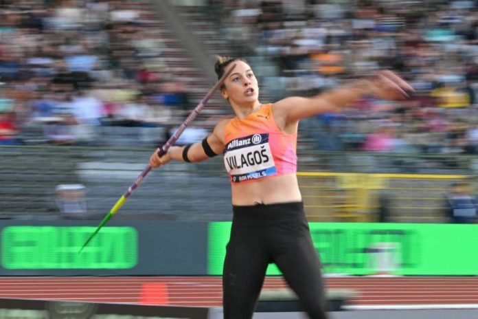 Adriana Vilagos (foto Getty Images/Nicolas Tucat-AFP)