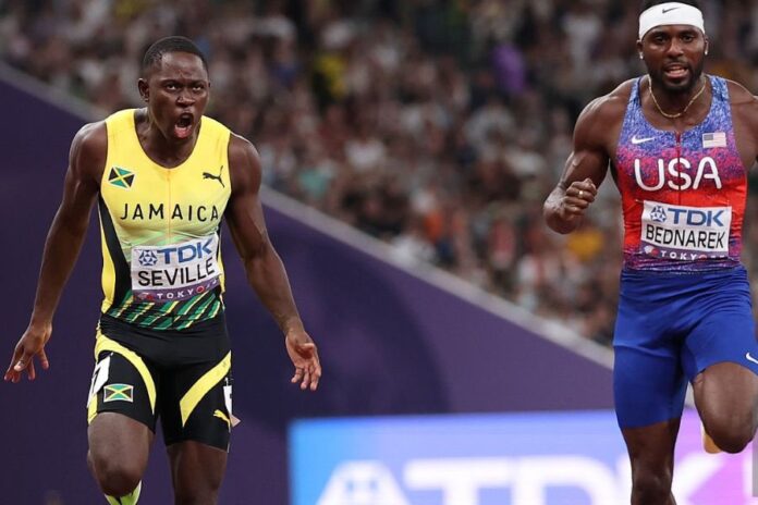 Oblique Seville-Kenny Bednarek (foto Getty Images Sport/Hannah Peters)