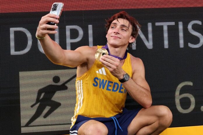 Armand Duplantis (foto Getty Images Sport/Michael Steele) Armand Duplantis (foto Getty Images Sport/Michael Steele)